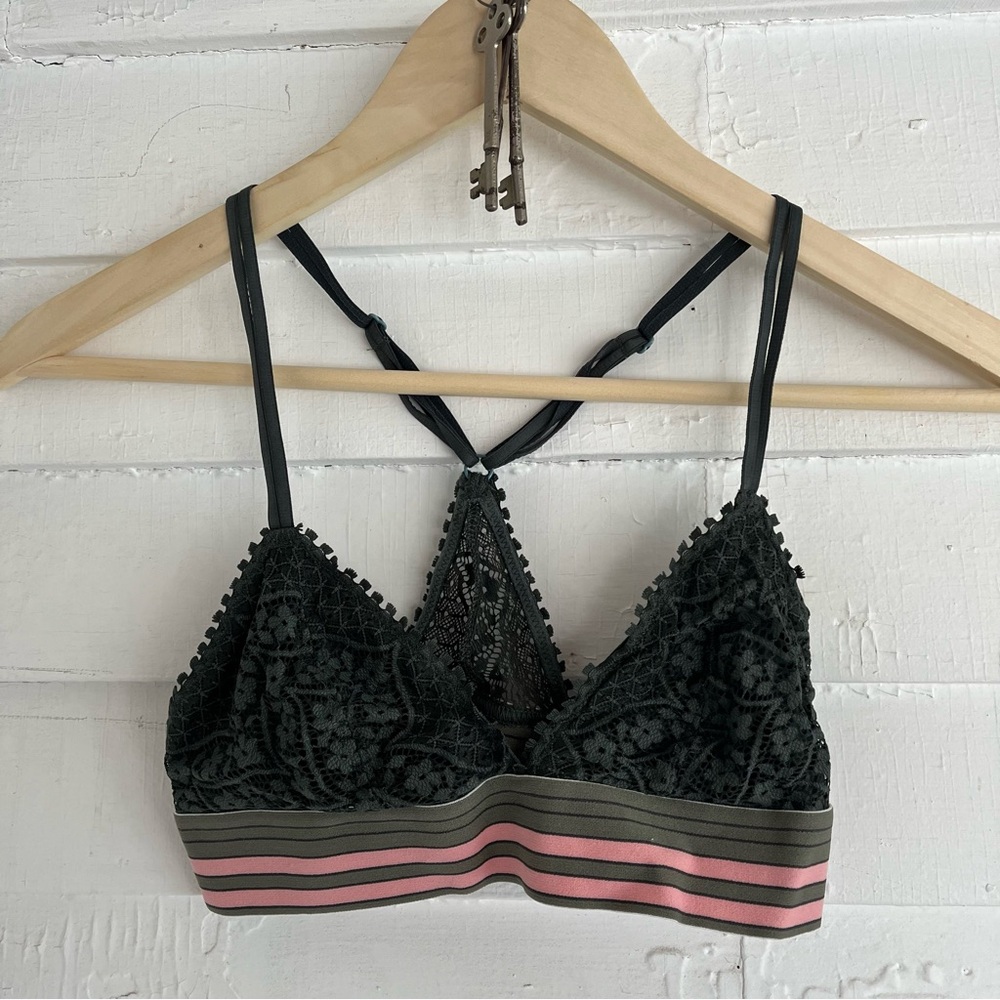 Aerie NWOT Black Lace Bralette with Pink Striped Band